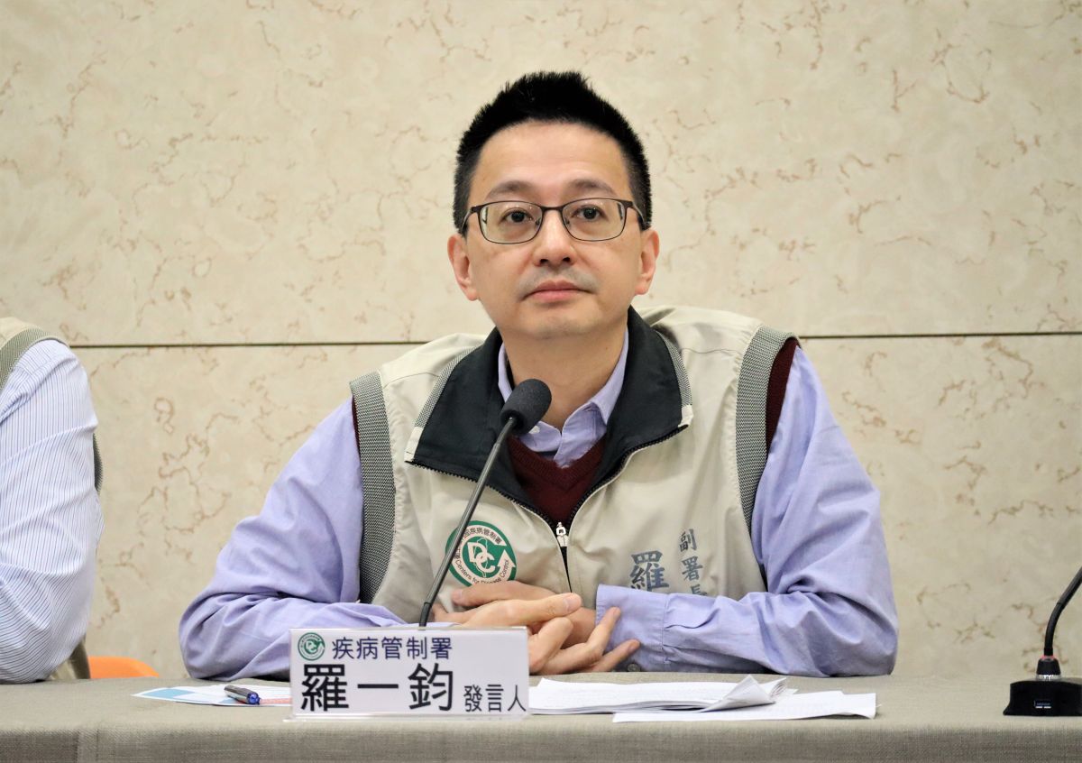 ▲疾管署副署長羅一鈞表示，加購的猴痘疫苗最快週四到貨，經過封緘檢驗，就會開放民眾施打。（圖／疾管署提供）