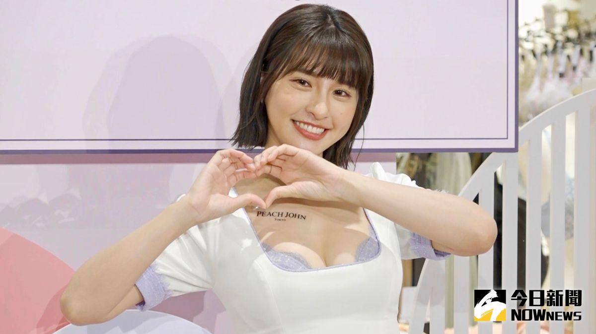 ▲峮峮曝當啦啦隊菜鳥糗事。（圖／記者陳思誼攝）