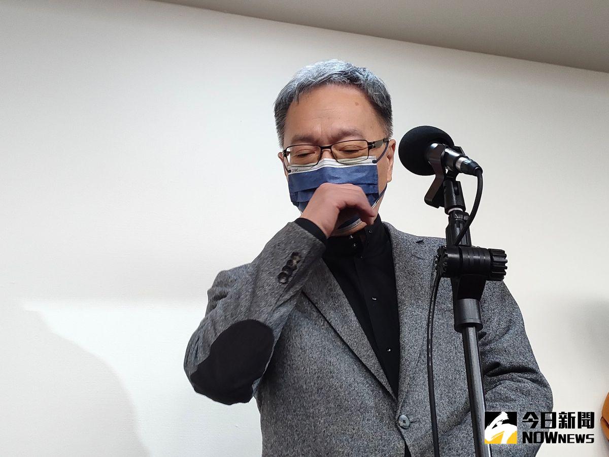 ▲今（29）日審查「再生醫療法」雙法草案，有民團認為，草案不符學理更違反倫理，民眾「花自己的錢做白老鼠」。衛福部長薛瑞元回應，「這個可能是很大的一個誤會」。（圖／記者許若茵攝，2023.03.29）