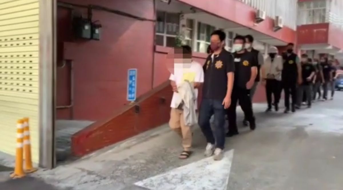 ▲高市刑大日前逮捕以沈姓犯嫌為首的21名水房成員，洗錢金額已逾越南盾3兆5,235億6,300萬餘元，換算新臺幣逾44億元8,845萬元，不法獲利達1500萬元。（圖／記者郭凱杰翻攝）