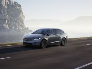 ▲特斯拉休旅車款 Model X有5人、7人座選擇，Model X Plaid僅有6人座配置。（圖／特斯拉提供）