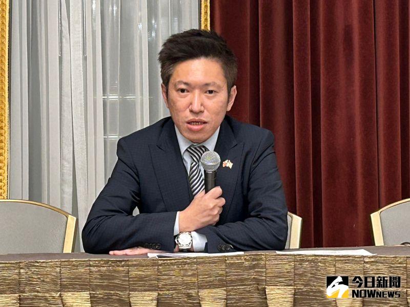 ▲總統府副秘書長張惇涵於紐約轉述蔡英文與紐澤西州長墨菲互動狀況。(圖/記者黃宣尹攝,2023.03.30)