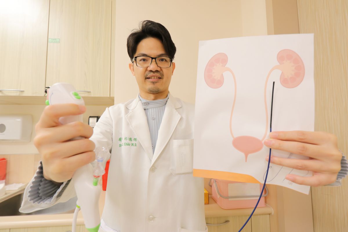 ▲婦腎結石夾取石困難　醫：超細軟式輸尿管鏡取石