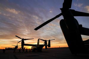 日本自衛隊直升機沖繩驚傳失聯　機組10人生死未卜
