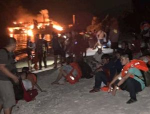 ▲菲律賓南部29日晚間傳出渡輪失火意外，一艘載有250人的渡輪失火，目前已知造成31人死亡，7人失蹤，23人受傷。（圖／美聯社／達志影像）