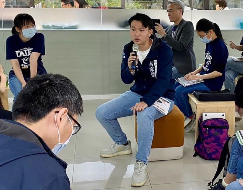 ▲呂家愷說與其擔憂被中共統戰,不如想方設法在世界上推廣中華文化、普及繁體字。(圖 /翻攝呂家愷臉書)
