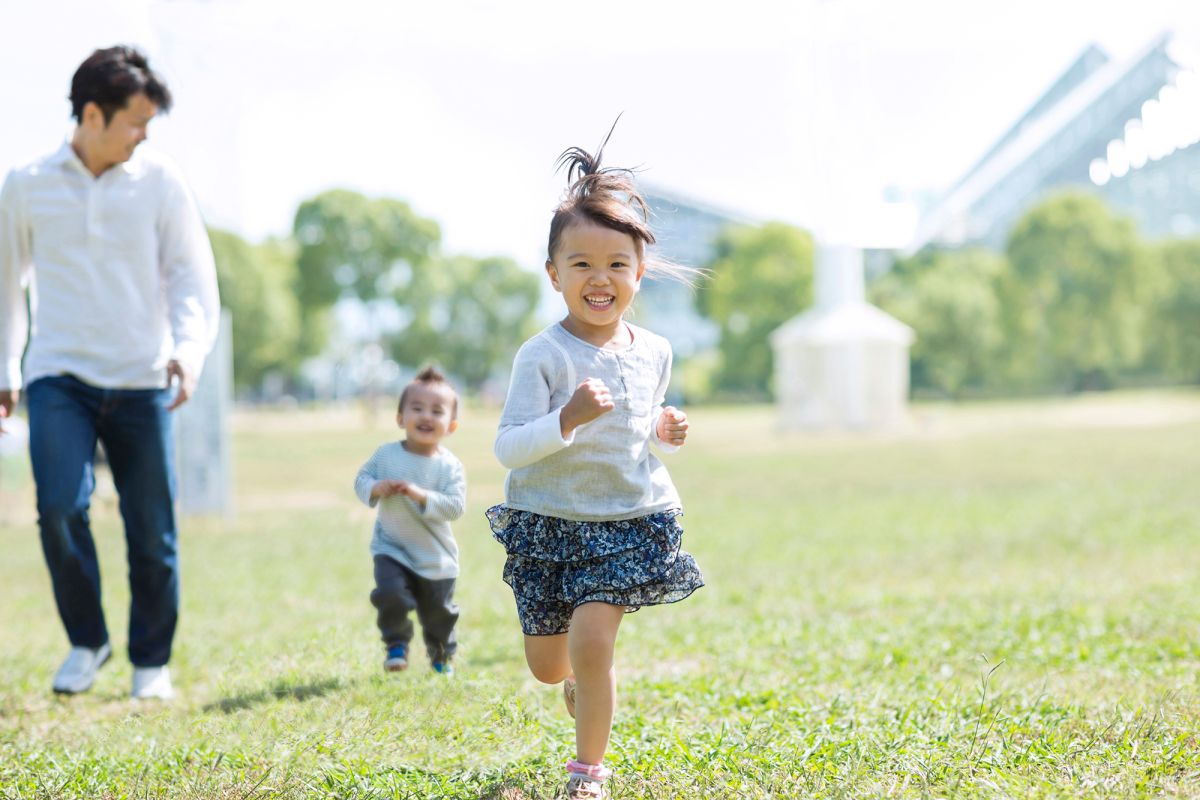 ▲臺灣的孩子快樂嗎？ 2023年兒童福祉調查報告顯示，在睡不飽、活動少及課業壓力大等之下，主觀生活滿意度平均73.5分 。（示意圖／全球人壽提供）