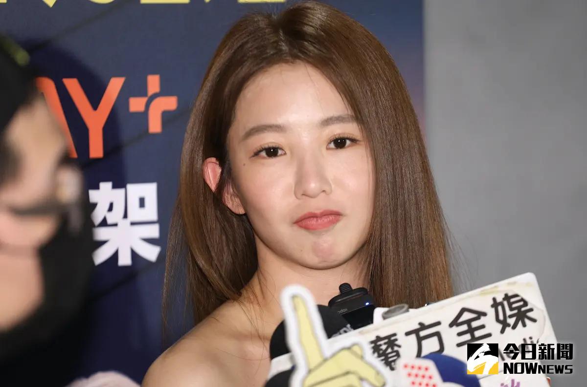 ▲郭書瑤撕毀社區管委會公告，律師說明可能面臨的法律責任。（圖／NOWnews資料照）