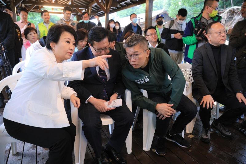 ▲盧秀燕和蔡其昌曾在選舉時為國家漫畫博物館位址不斷交鋒，今在鄭文燦撮合下達成共識。（圖／台中市政府提供，2023.04.01）