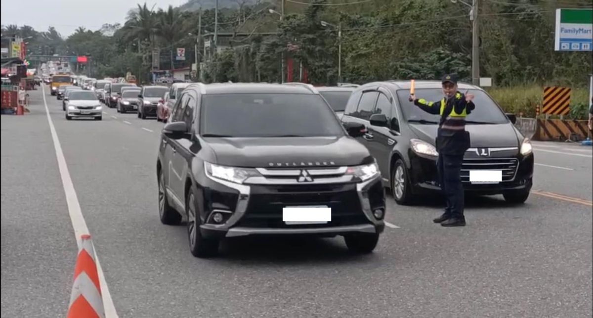 ▲今（3）日下午起，蘇花公路湧現北返車潮。（圖／花蓮縣警察局新城分局）