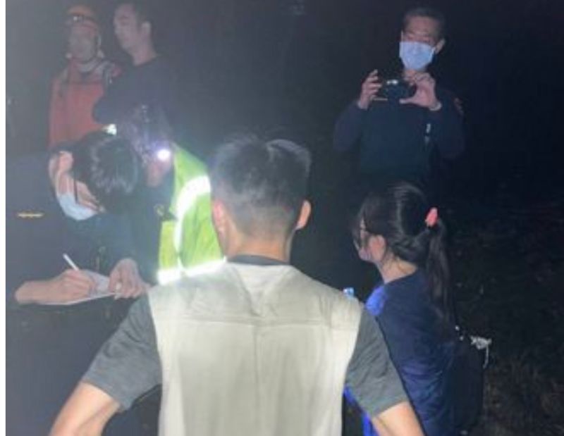 ▲兩名大學生前往三峽雲森瀑布迷路，緊急報警獲救。