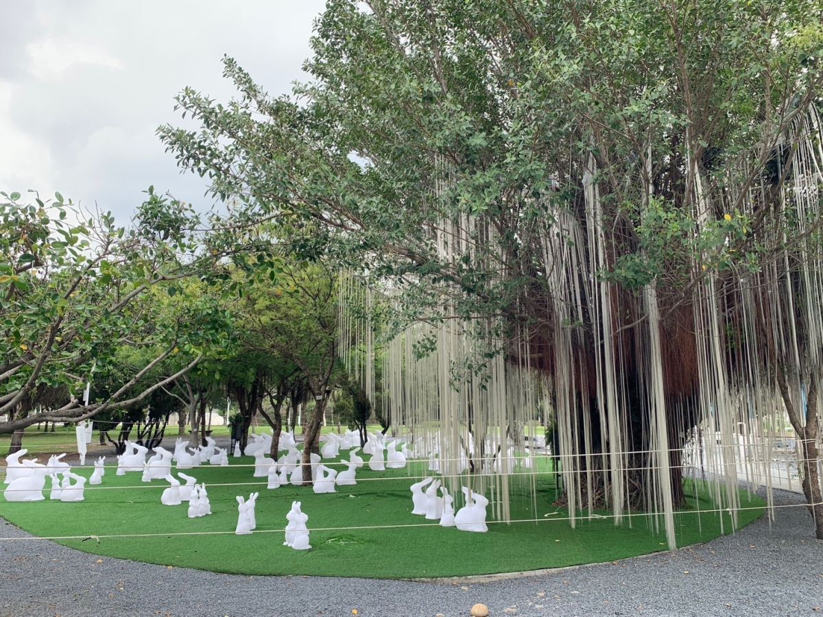 ▲中央公園魔盒世界展區，阿達兔及生命樹等打卡熱點設施(圖／建設局提供2023.4.7)