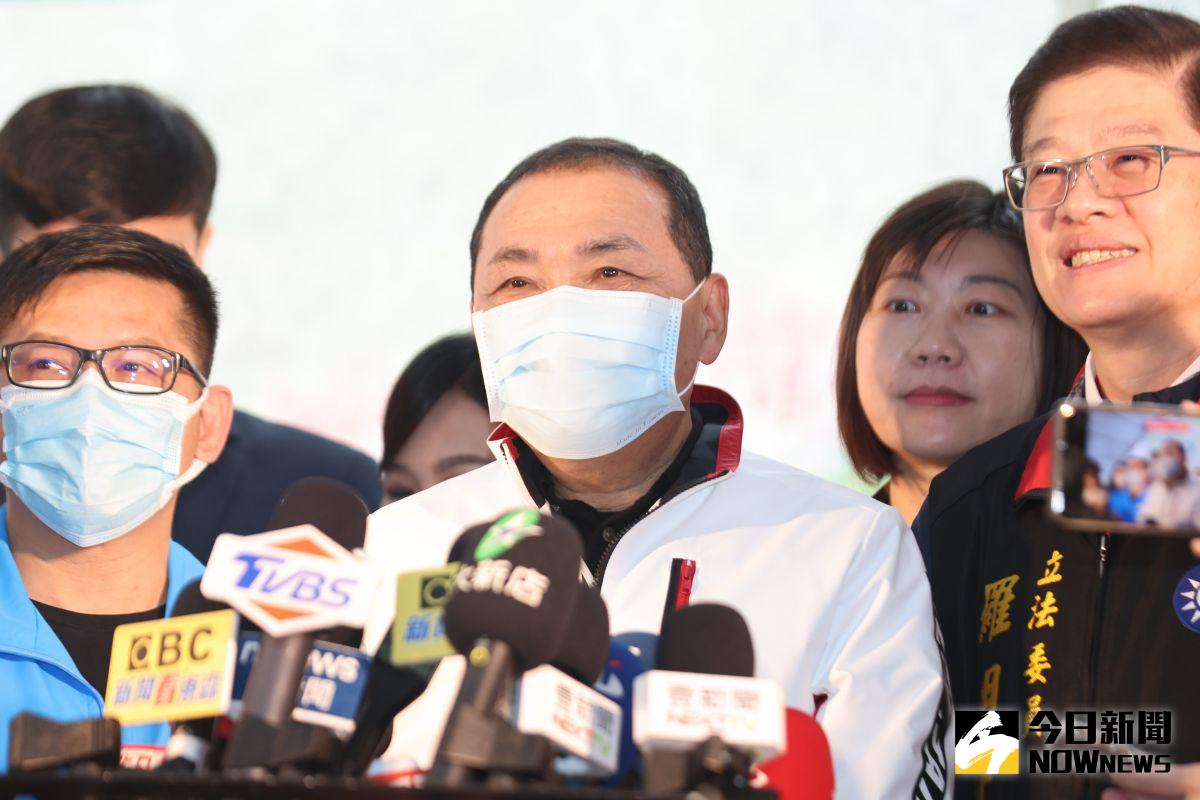 ▲對於郭台銘喊話希望全民徵召他，侯友宜聯訪時回應黨有機制，會睿智面對挑戰。（圖 ／記者吳嘉億攝，2023.04.07）