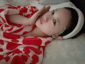 ▲吳姍儒強調當媽要先照顧好自己,在月子中心不忘敷面膜保養。(圖/翻攝吳姍儒IG) ▲吳姍儒強調當媽要先照顧好自己,在月子中心不忘敷面膜保養。(圖/翻攝吳姍儒IG)