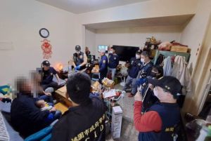 兒網上互嗆爸出馬！烙33人狂毆6國中生　竹聯副會長聲押
