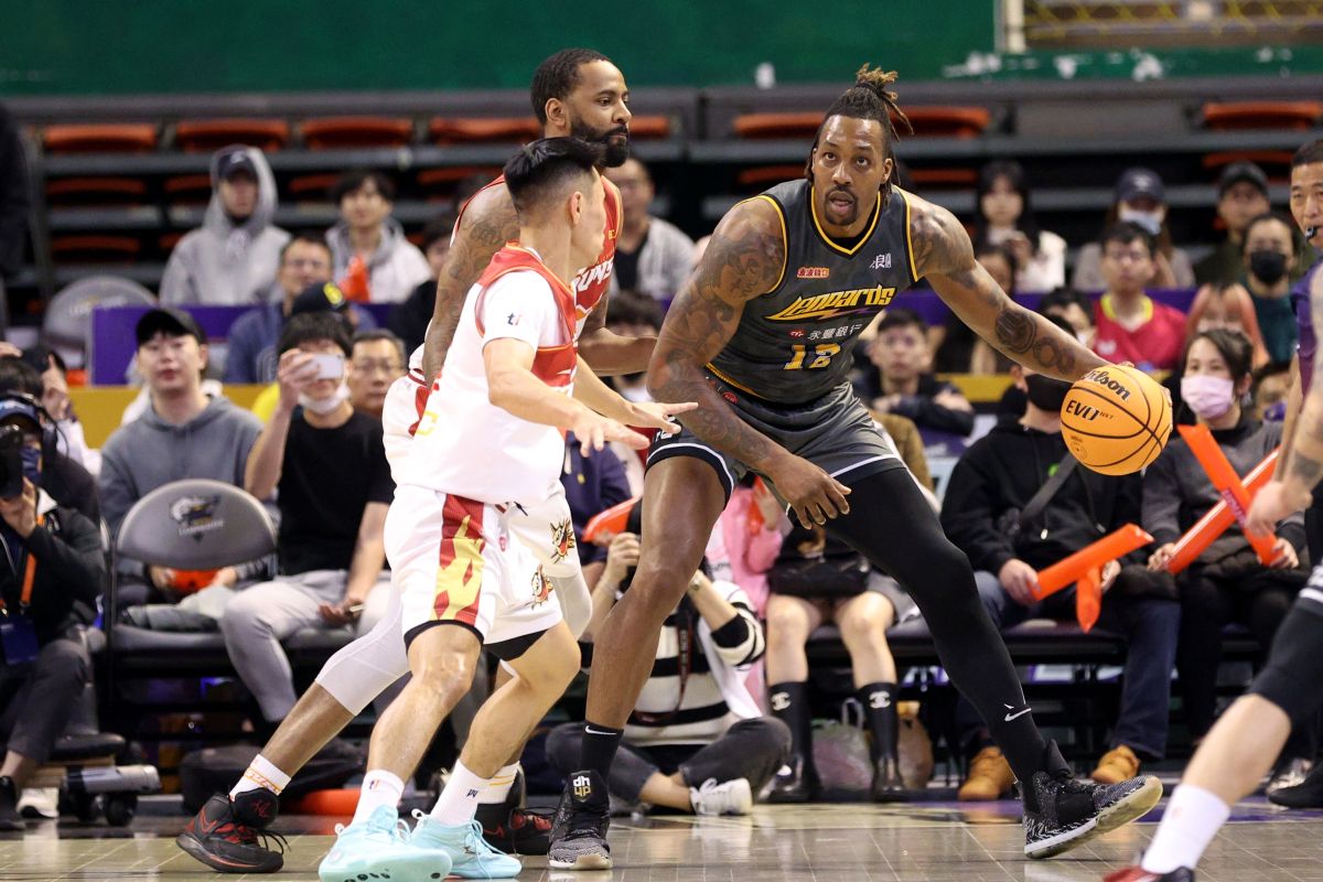 ▲霍華德發生要命失誤，讓雲豹失去贏球契機。（圖／T1提供）