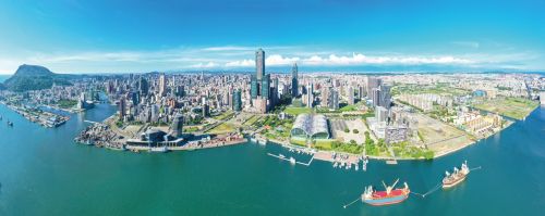 ▲高市府去年11月啟動亞洲新灣區2.0計畫，打造國際化產業聚落，吸引指標型的國際企業進駐，更發展水岸經濟。（圖／高市府提供）