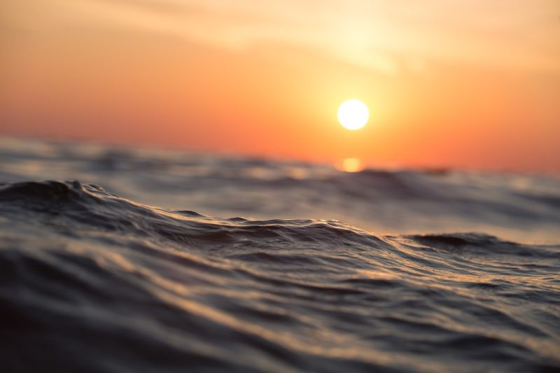 ▲根據美國海洋暨大氣總署(NOAA)的最新資料,今年4月以來的全球海洋表面平均溫度為21.1度,創下歷史新高。(示意圖/翻攝自Pixabay)