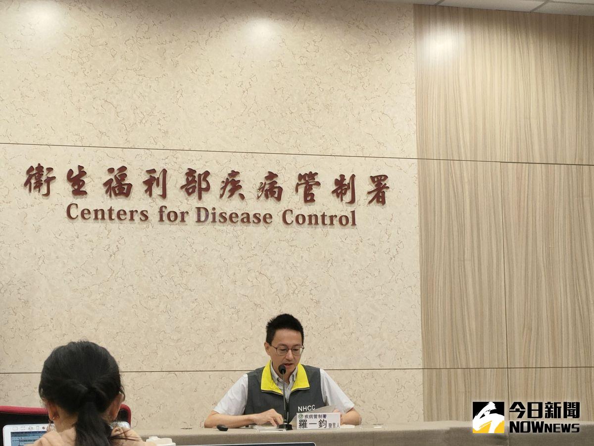 ▲解除醫院口罩令？中央流行疫情指揮中心發言人羅一鈞：短期不修改、但會定時討論（圖／記者許若茵攝）