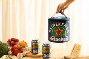 ▲海尼根0.0零酒精圓筒造型酷冰包6入，即起至5/2在7-11獨家販售。（圖／海尼根提供）