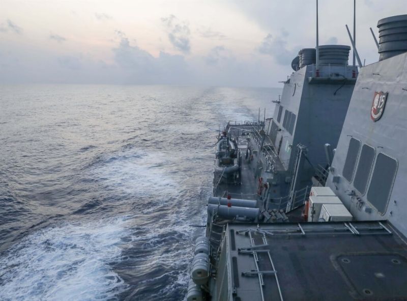 ▲國防部今天表示，美軍1艘驅逐艦由南向北航經台灣海峽。（圖取自facebook.com/7thfleet）