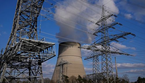 AI用電要爆了？「大賣空」貝瑞喊話白宮：1兆美元核電救美國
