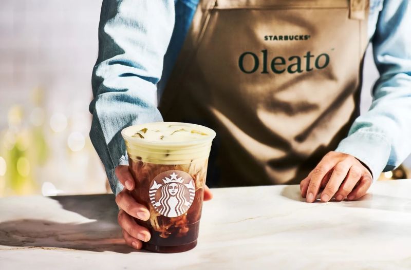 ▲星巴克今年2月先在義大利推出全新「橄欖油咖啡」（Oleato），上月底起陸續美國、英國等地區上市，引發討論。（圖／Starbucks提供）