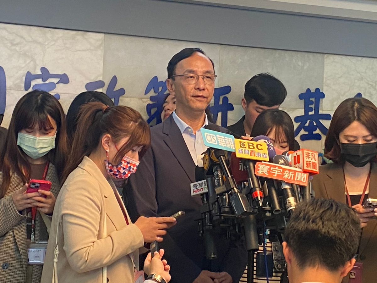 ▲郭台銘有意規劃出訪日本，朱立倫今受訪時表達祝福之意，並稱郭台銘為藍軍重要資產，大家應該團結。（圖／記者翁子竣攝，2023.04.11）