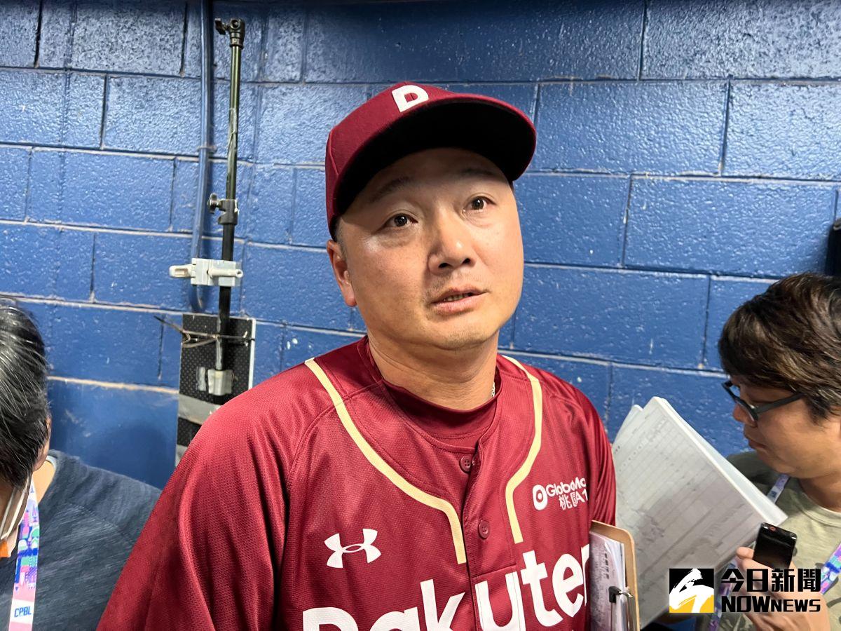 ▲樂天桃猿總教練曾豪駒，提到教練團異動，主動提出說明。（圖／NOWnews資料照）
