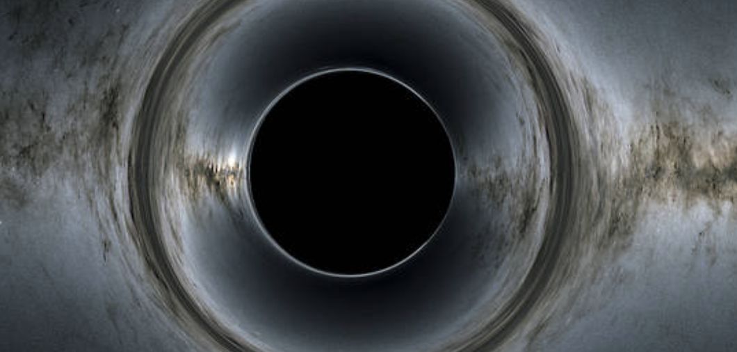 ▲耶魯大學太空學家宣布發現一個巨大的黑洞正在太空中疾馳。（圖／翻攝自NASA）