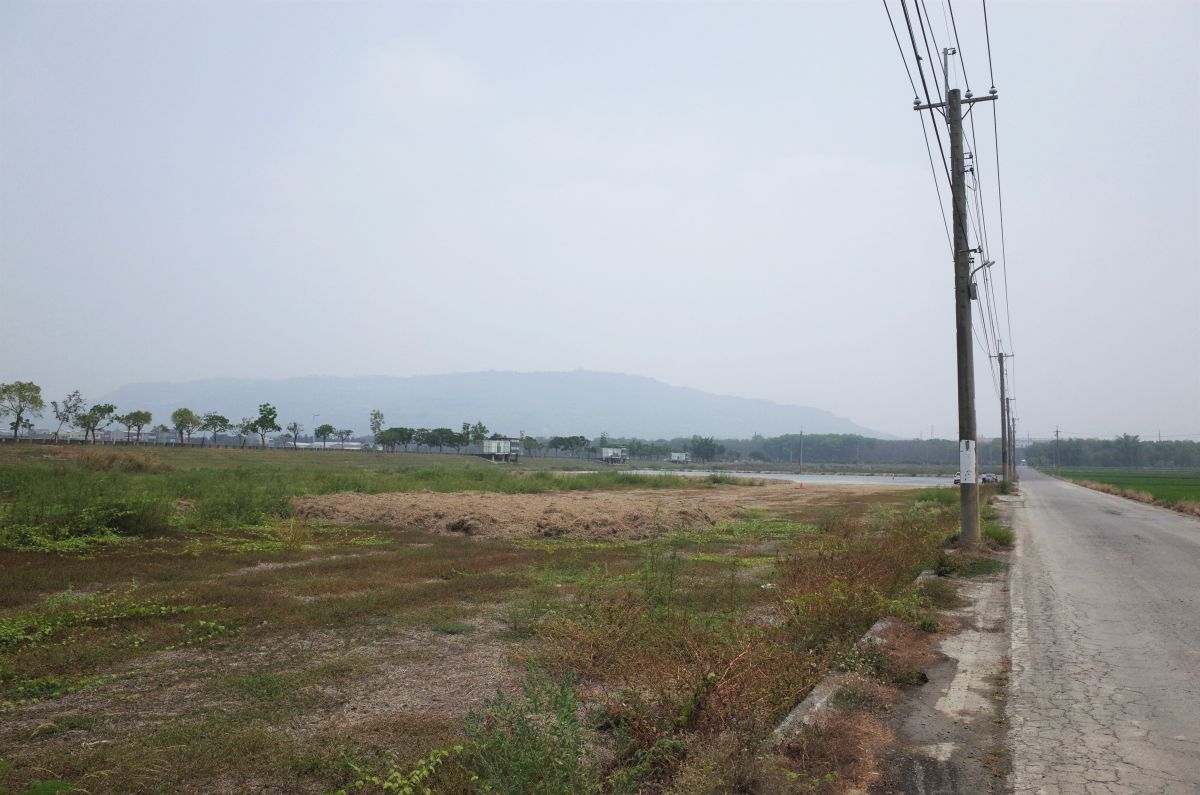 ▲北高雄產業園區設立於前峰子滯洪池旁，預計能提供42家廠商設廠。（圖／立委邱志偉團隊提供）