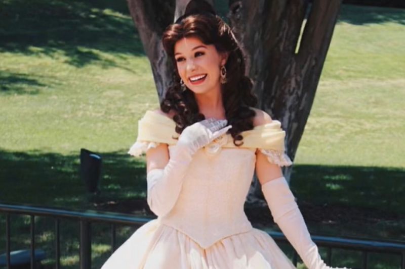 ▲美國女子杭特曾在迪士尼主題樂園扮演公主5年。（圖／TiKTok：hunterhaag）