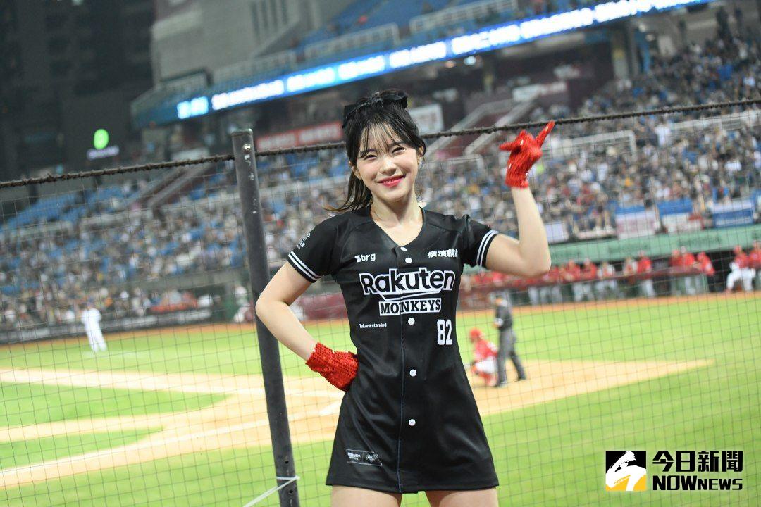 ▲樂天桃猿李多慧熱舞。（圖／林柏年攝）