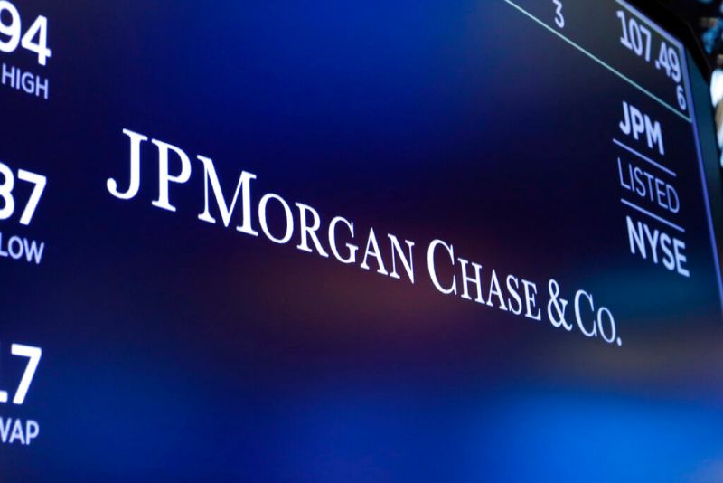 ▲摩根大通（JPM.N）14日公佈今年第一季財報，營收393.4億美元創下新高紀錄，高出華爾街預期，帶動美股上漲。（圖／美聯社／達志影像）