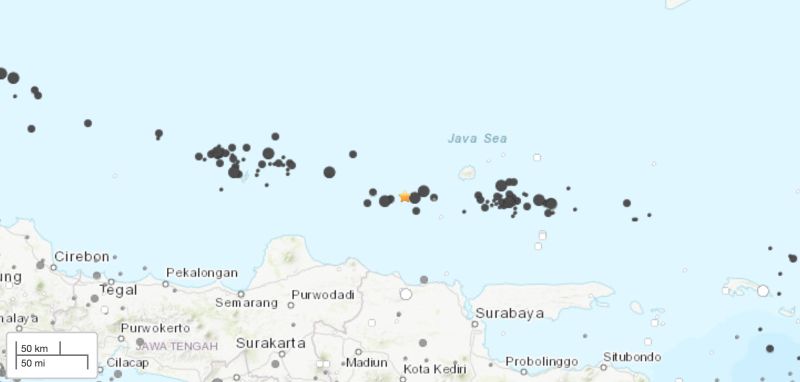 ▲美國地質調查所（USGS）資料指出，印尼爪哇島（Java Island）北方海域今天下午發生規模7.0強震，當局已經排除海嘯發生的可能性。（圖／翻攝自美國地質調查所）