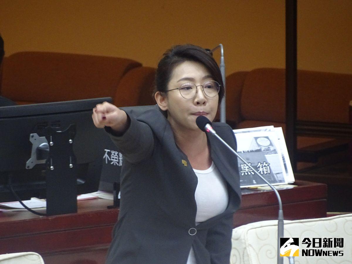 ▲北市議會民眾黨團質詢，林珍羽爆氣大嗆市長蔣萬安。(圖／記者呂炯昌攝，2023.04.14)