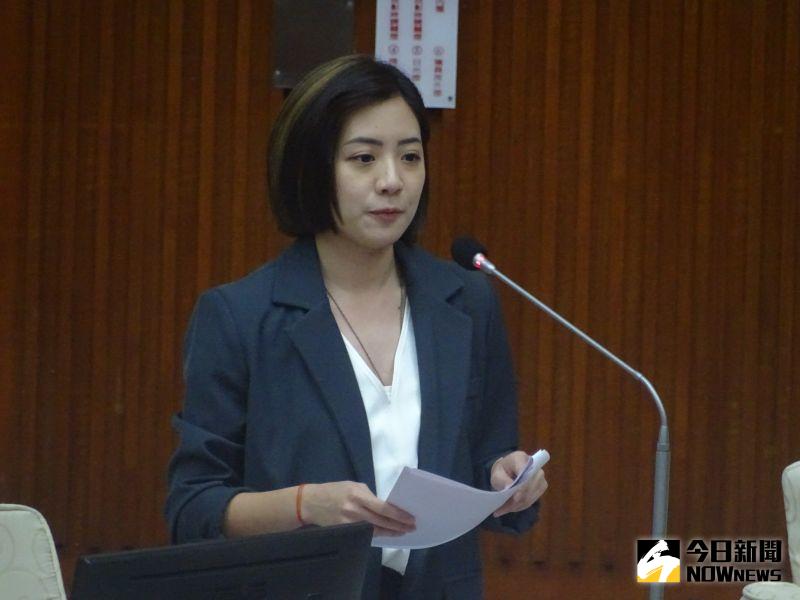 ▲北市議會民眾黨議員黃瀞瑩質詢。(圖/記者呂炯昌攝,2023.04.14)