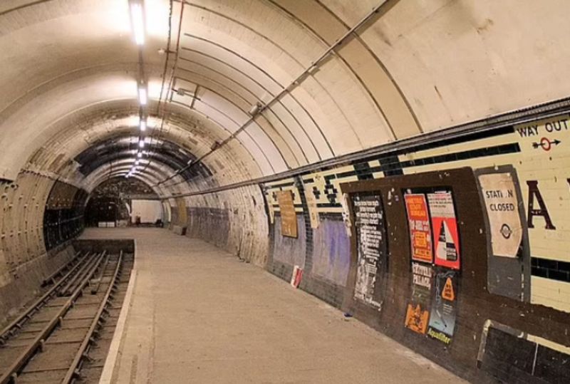 ▲有電影拍攝劇組聲稱，在英國倫敦一處廢棄隧道多次聽到怪聲。（圖／翻攝自每日郵報）