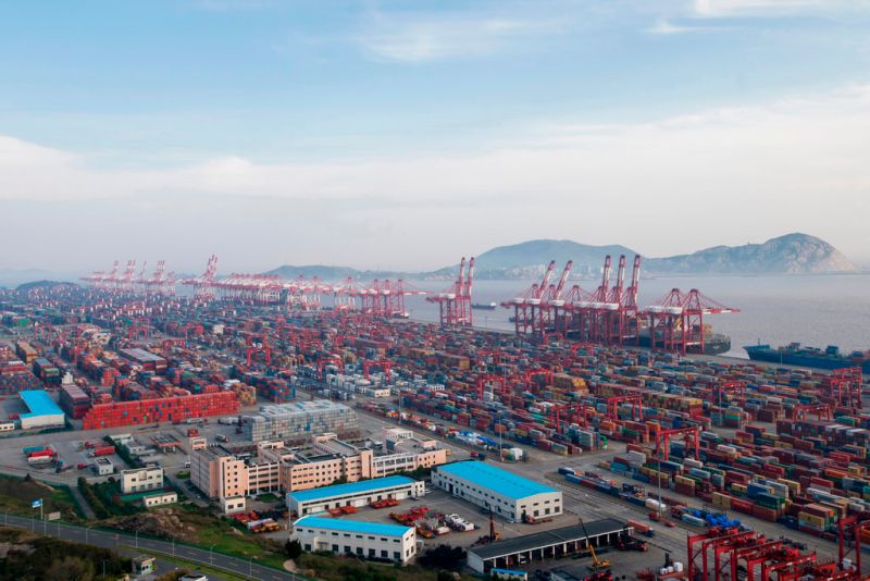 ▲上海港口空櫃成山仍是司空見慣的景象。圖為上海洋山港資料照。（圖／美聯社／達志影像）