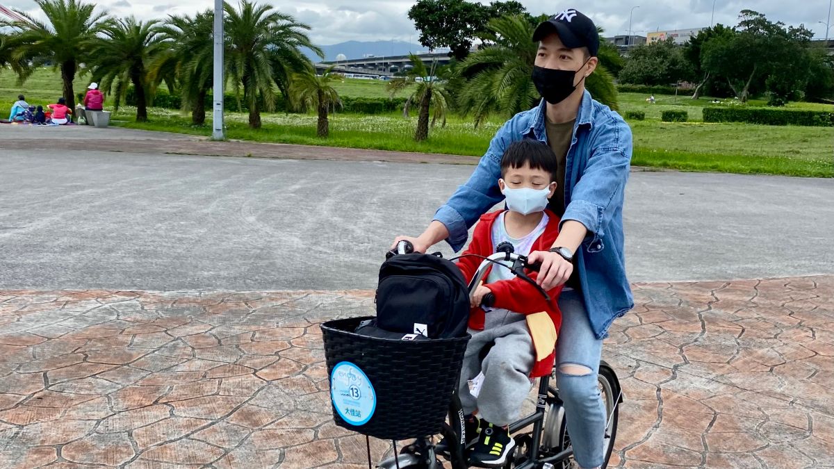 ▲大佳河濱公園是熱門的自行車路線，許多民眾都會到此騎腳踏車。（圖／記者黃韻文攝）
