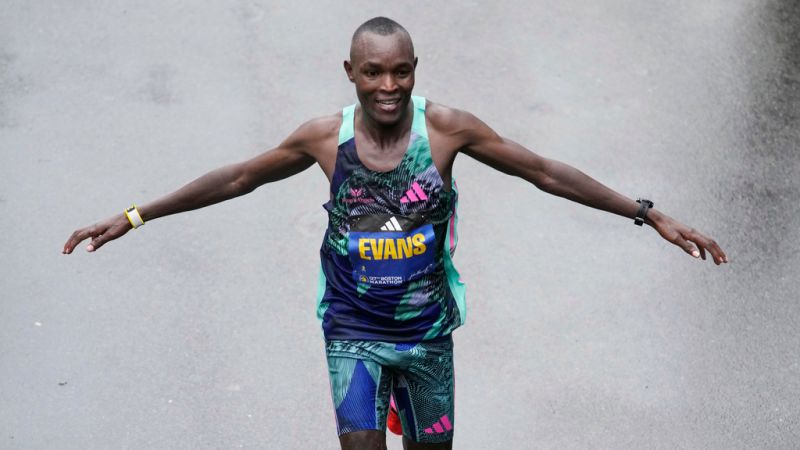 ▲波士頓馬拉松開跑，肯亞好手Evans Chebet爆冷奪冠。（圖／美聯社／達志影像）