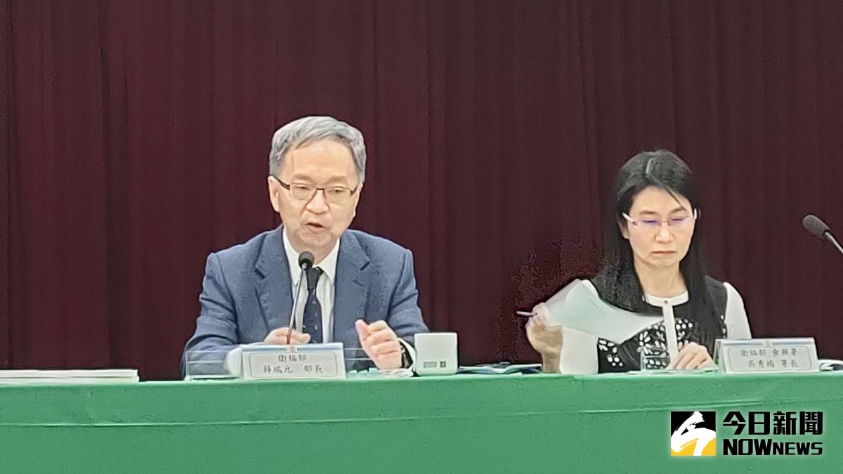 ▲衛福部長薛瑞元日前出席嘉義高中校慶時提到，「立法院啥米死人骨頭攏有」引發爭議。（圖／記者許若茵攝，2023.04.18）