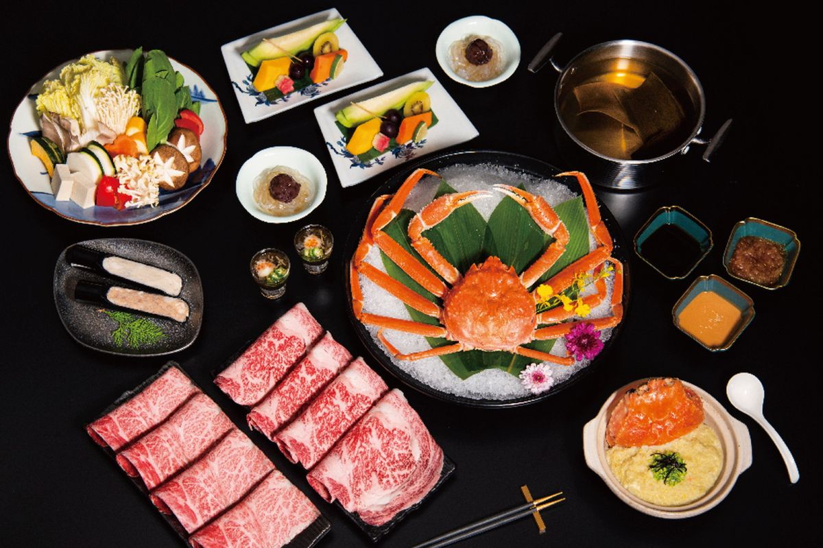 ▲海峽會推出高檔雙蟹套餐，一次嘗到松葉蟹與日本毛蟹，每人平均8000元。（圖／海峽會提供）