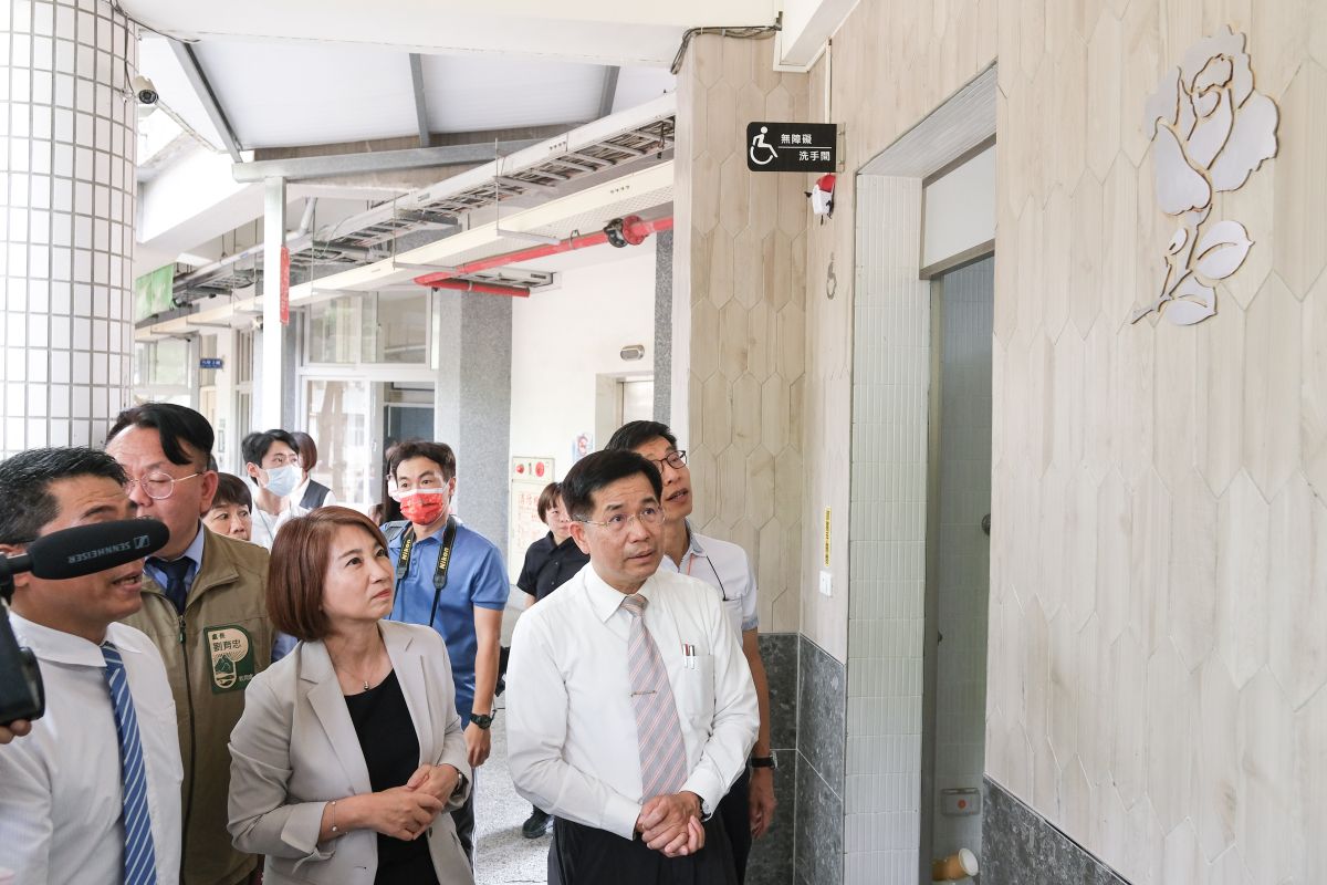 ▲今年為「性別平等教育日」元年，教育部長潘文忠今（18）日重返葉永鋕事件地點「屏東縣高樹國中」，宣示要建構性別友善校園環境。（圖／教育部提供）