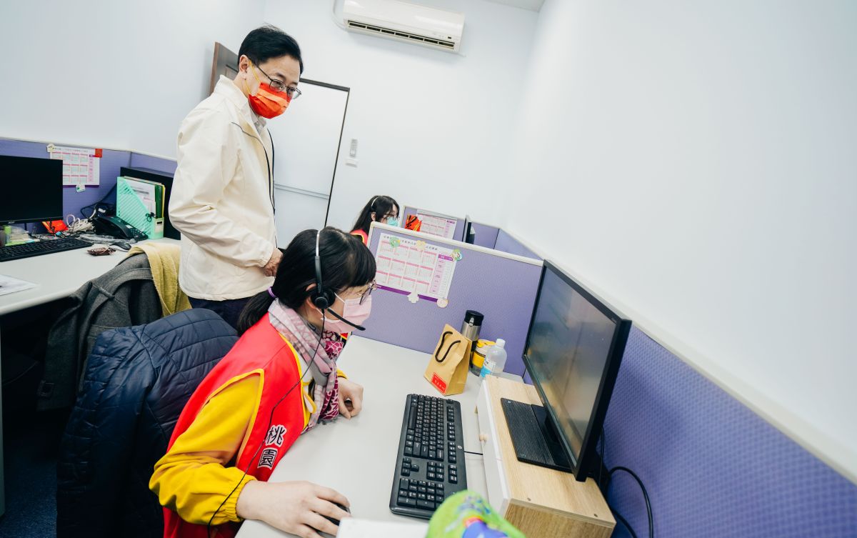 ▲吳肇銘指出，張善政市長來自科技產業，因此時常提醒同仁要運用科技提升行政效率、為民眾解決問題。（圖／桃園市政府提供）