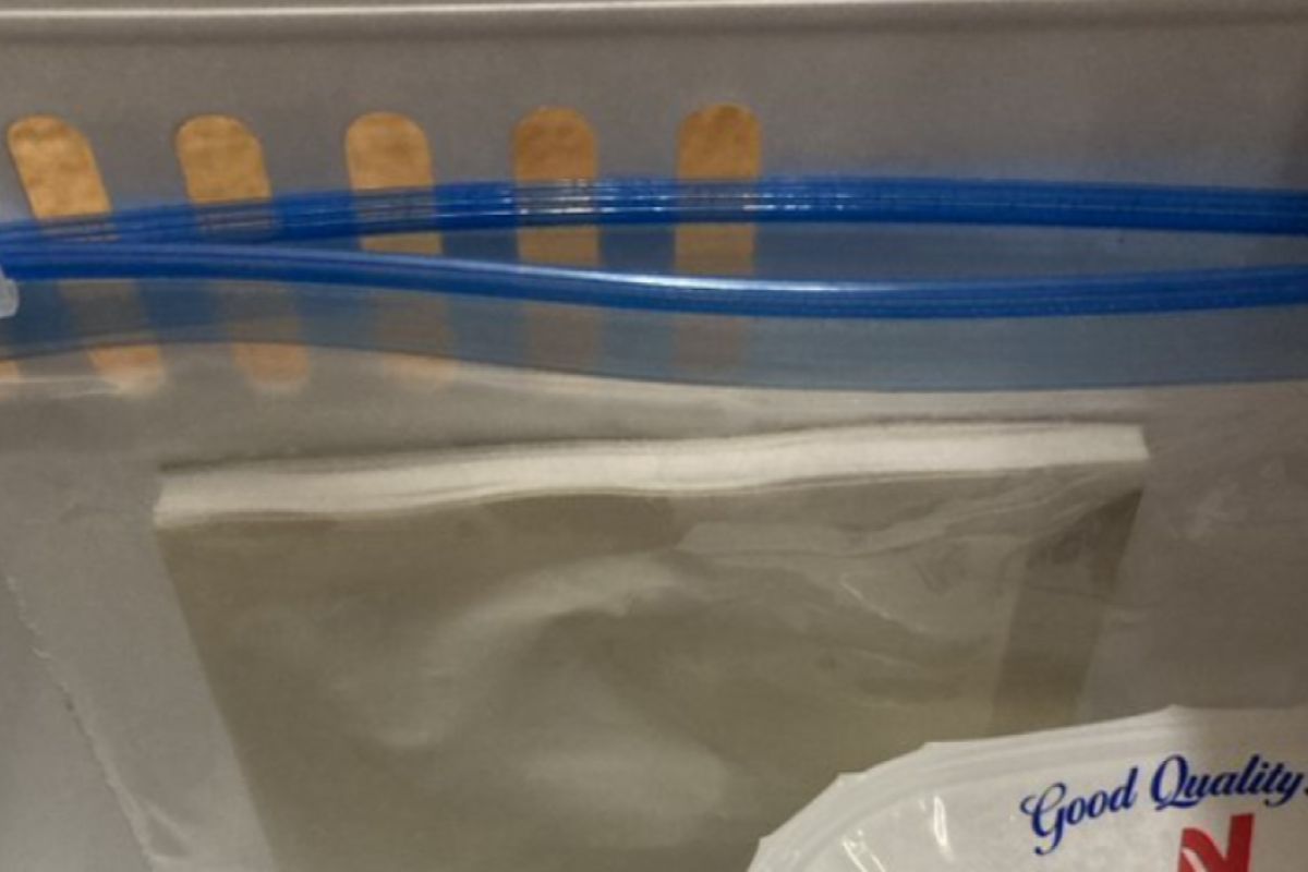 ▲大栗紙工株式会社教導如何將被潑溼的筆記本盡量恢復原狀。（圖／Twitter：OGUNO_notebook）