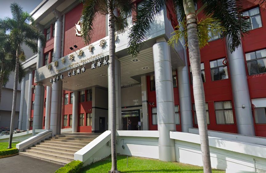 ▲今（19）日桃園保安大隊辦公室疑涉毒被搜索，桃園市政府警察局稱將全力配合偵辦。（圖／翻攝自GoogleMap）