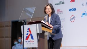 蔡英文保證謹慎處理兩岸事務 盼與美國簽署全面自由貿易協定