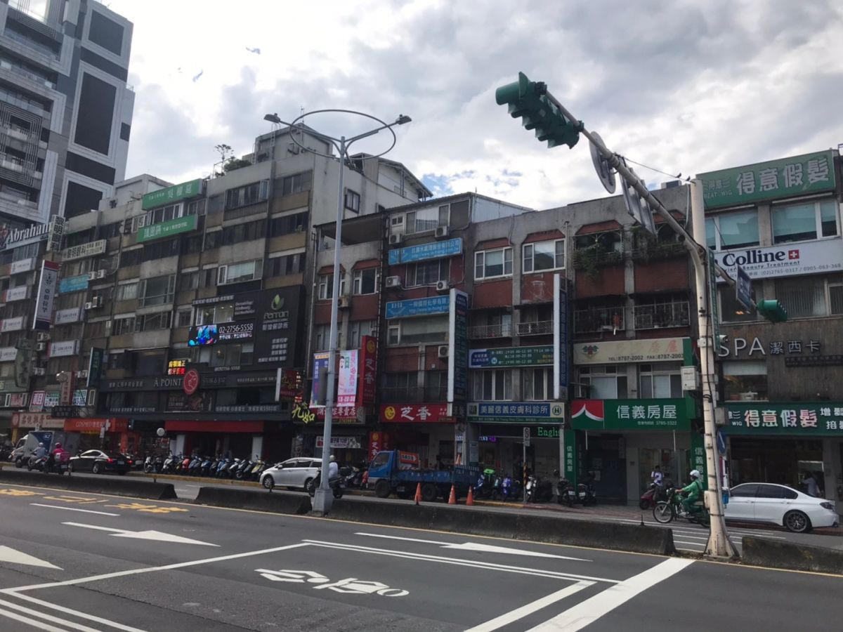 ▲忠孝市府商圈相較於其他觀光商圈，特色就是穩定，即使疫情期間也沒有空置率大幅飆升的狀況。（圖／資料照片）