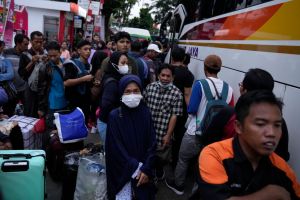 印尼開齋節假期逾1.2億人返鄉　疫後最大規模遷徙
